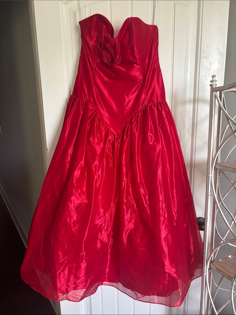 Girls Strapless Red Taffeta Prim Dress